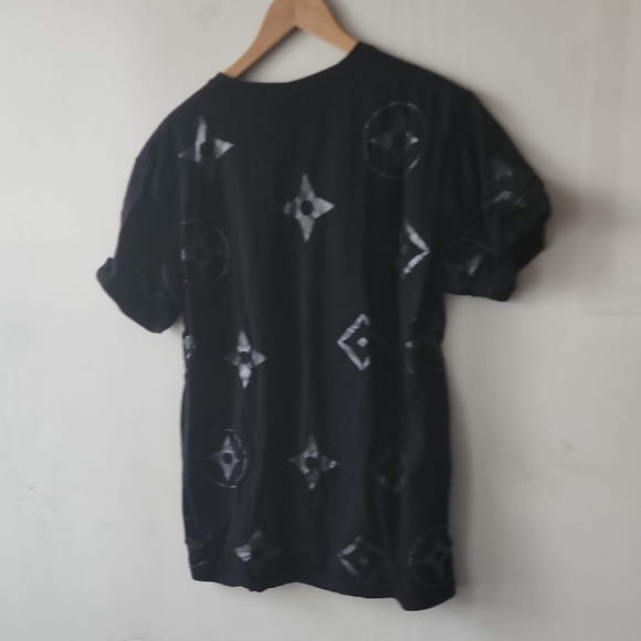Stylish Black Graphic Short Sleeve Tee - Picture 5 of 7